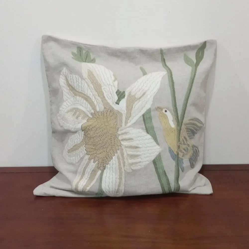 Pottery Barn Bird And Flower Pillow Shams, Set Of 2, 24